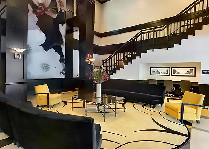 Hampton & Chicago-downtown Hotel 3*